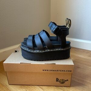 Dr. Martens platform Blaire Quad sandals. Size 5 (definitely fits like a size 7)